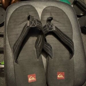 Quicksilver men’s flip flops